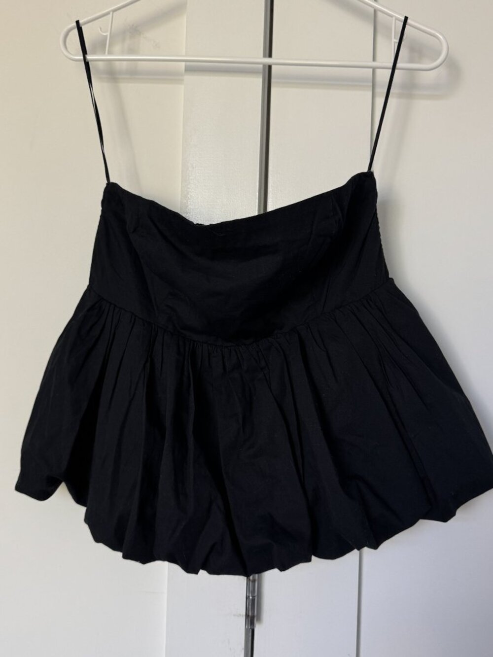 NWT Abercrombie & Fitch Strapless Bubble Hem Peplum Top Black